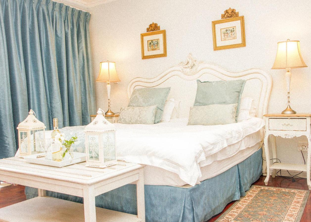 Amoris Guest House-Waterkloof Ridge พริทอเรีย ภายนอก รูปภาพ