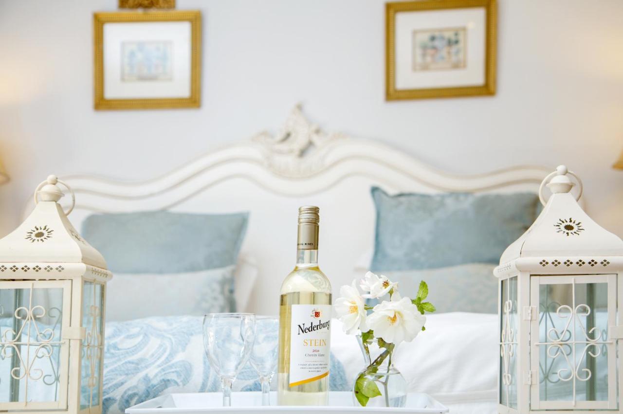 Amoris Guest House-Waterkloof Ridge พริทอเรีย ภายนอก รูปภาพ