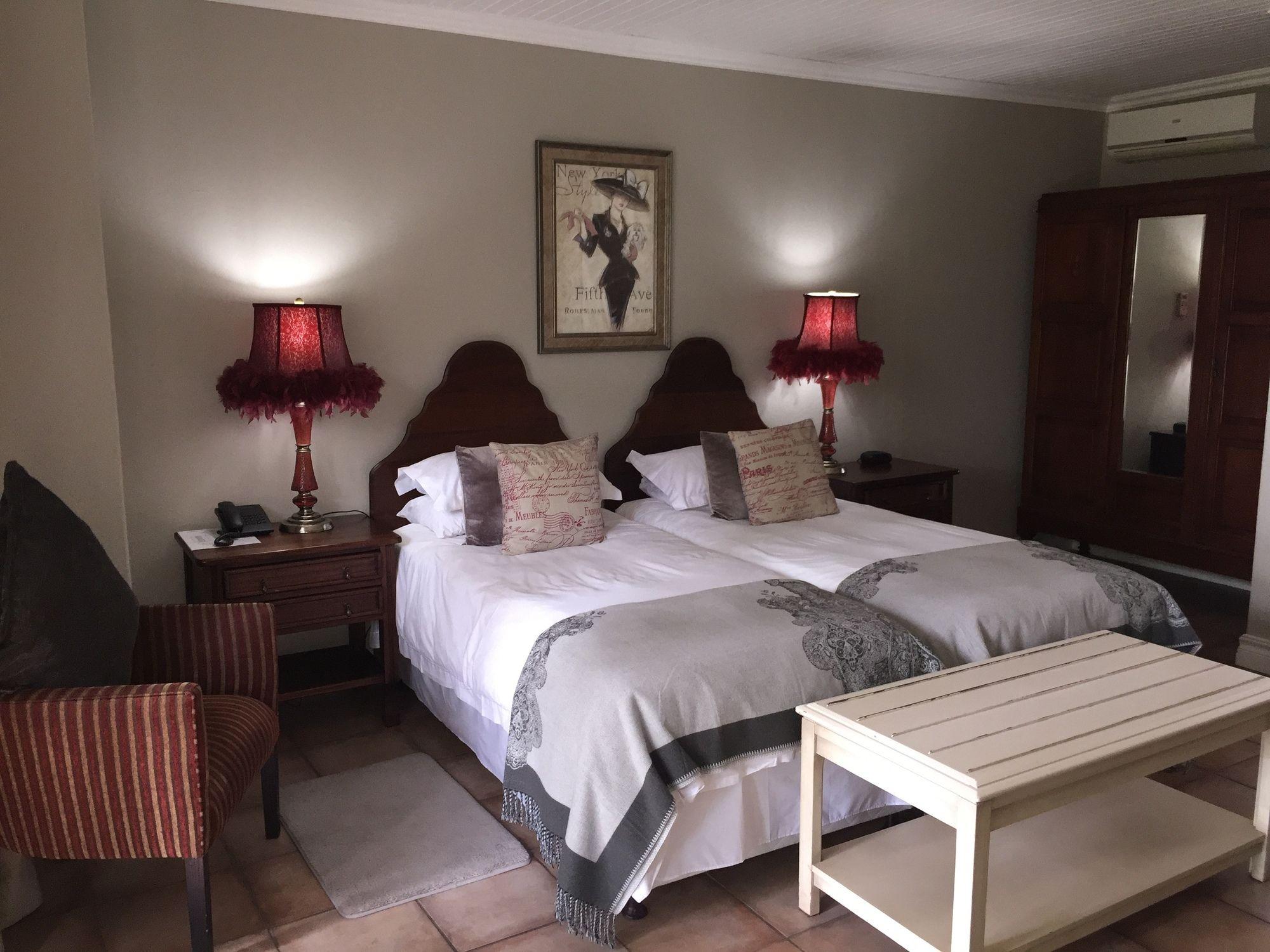 Amoris Guest House-Waterkloof Ridge พริทอเรีย ภายนอก รูปภาพ