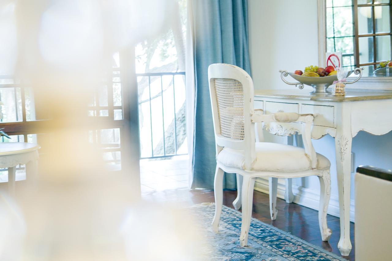 Amoris Guest House-Waterkloof Ridge พริทอเรีย ภายนอก รูปภาพ